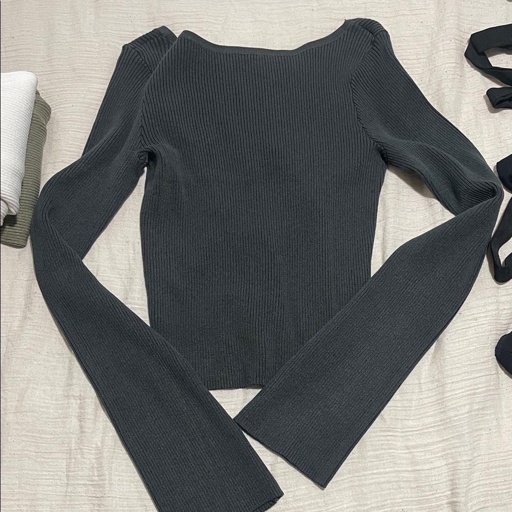 Elegant Black Ribbed Sweater